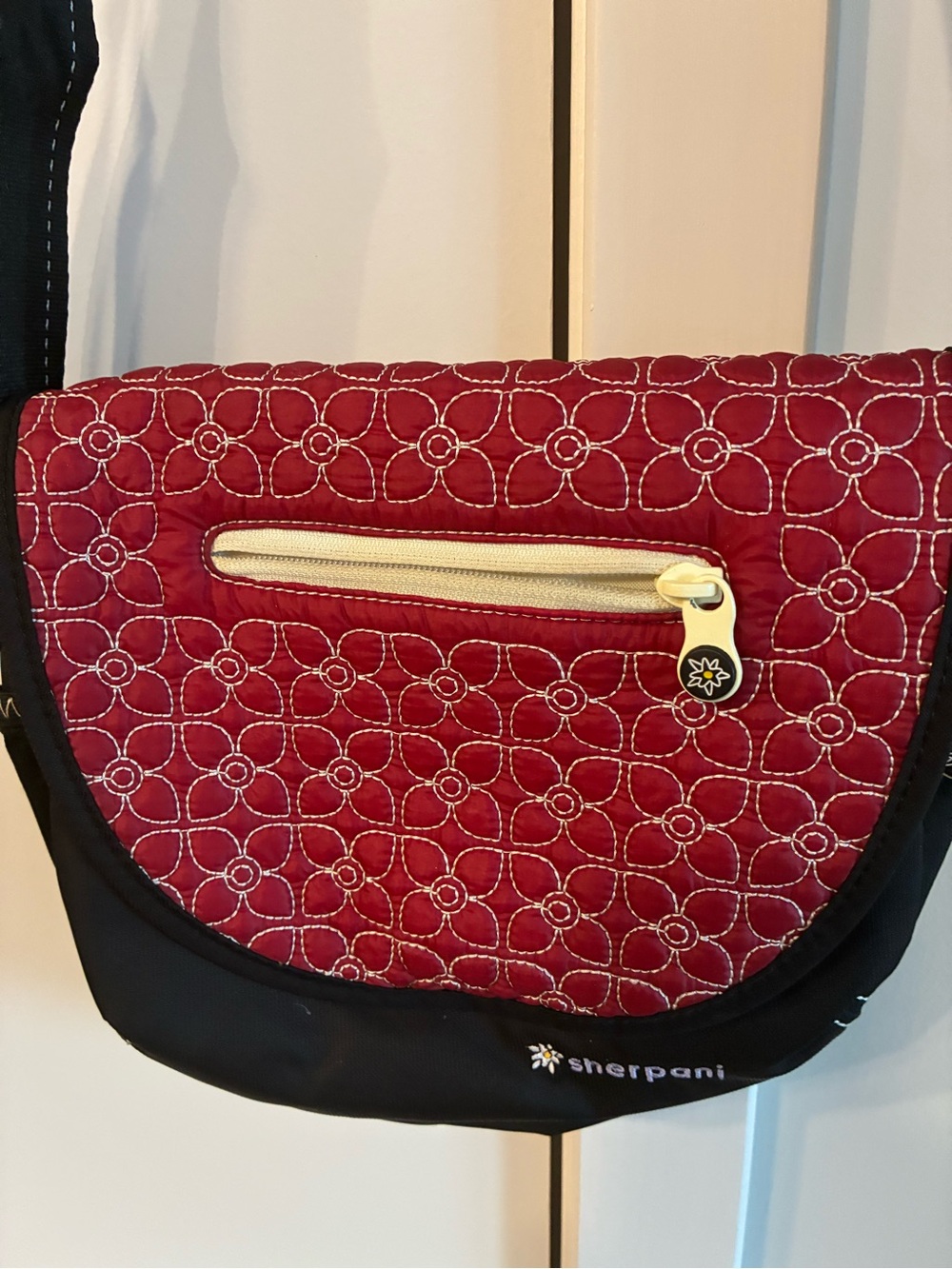 Sherpani Red Quilted Flower-Stitch Crossbody Bag